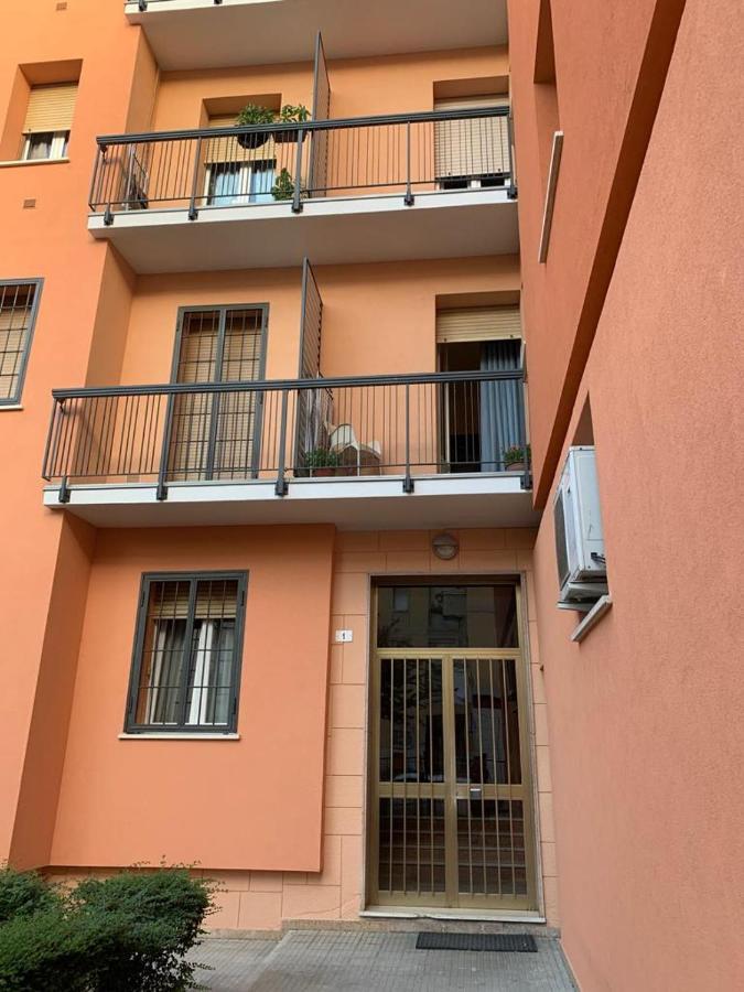 Comfortable Room Suitable 1-2 Pax Μπολόνια Εξωτερικό φωτογραφία